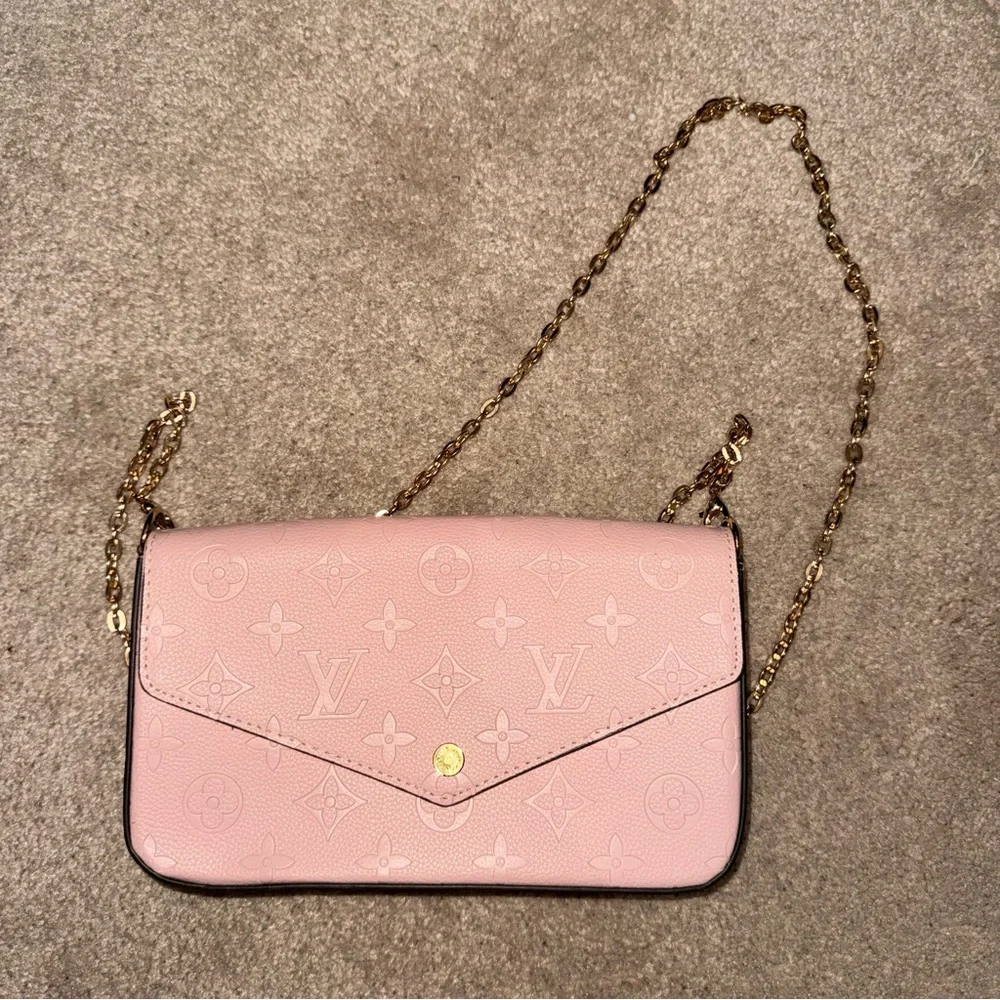 Pink Crossbody Bag with Gold Chain - Picture 1 of 7